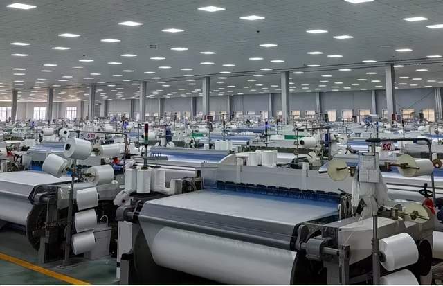 7万台喷水织机,50亿米坯布,3000万件服装