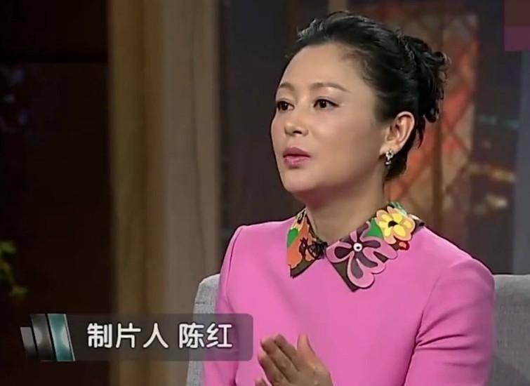 看到55岁陈红老去的模样,才终于知道,大陆第一美女果然名不虚传