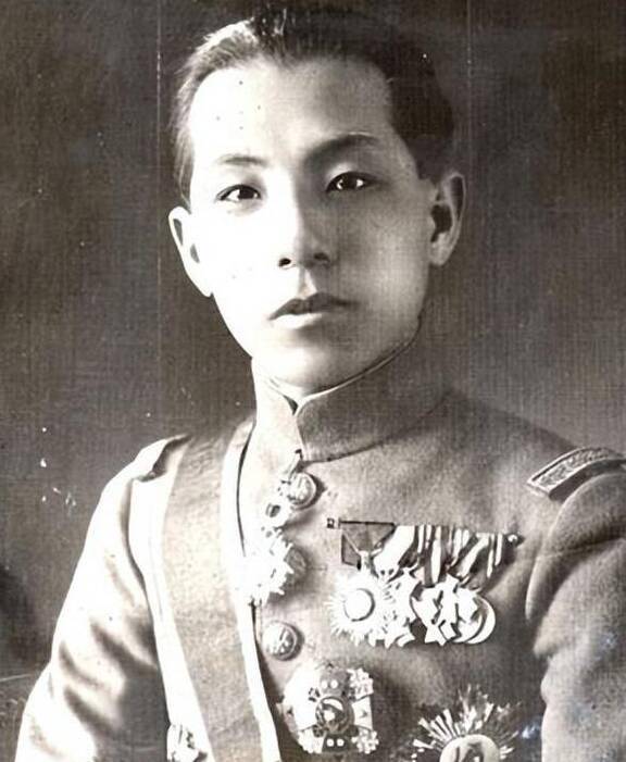 少帅:杨宇霆太高调,父亲寿宴堪比东北军政大会,张学良忍无可忍_张作霖