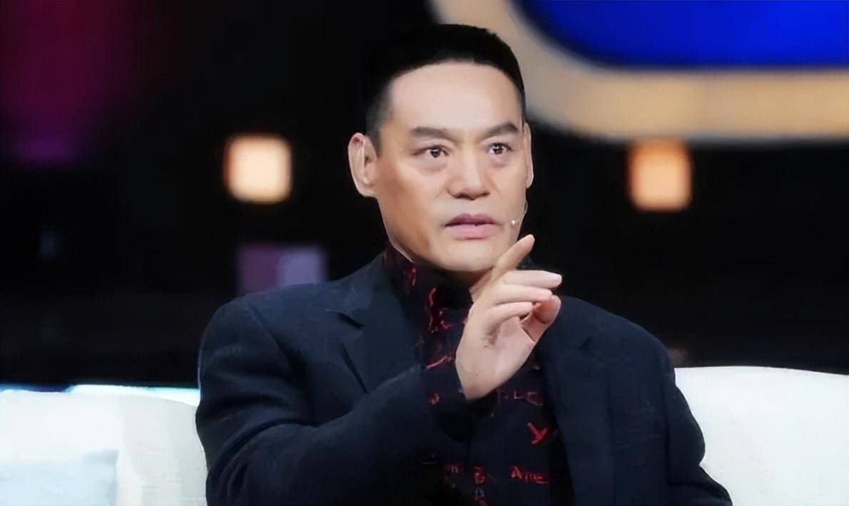 原来他是巍子的儿子,难怪长得帅演技还出色,真的是虎父无犬子!