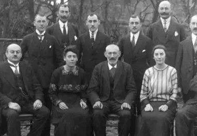 名扬天下的世界五大家族,罗斯柴尔德家族排第五,第一无可争议_尼赫鲁