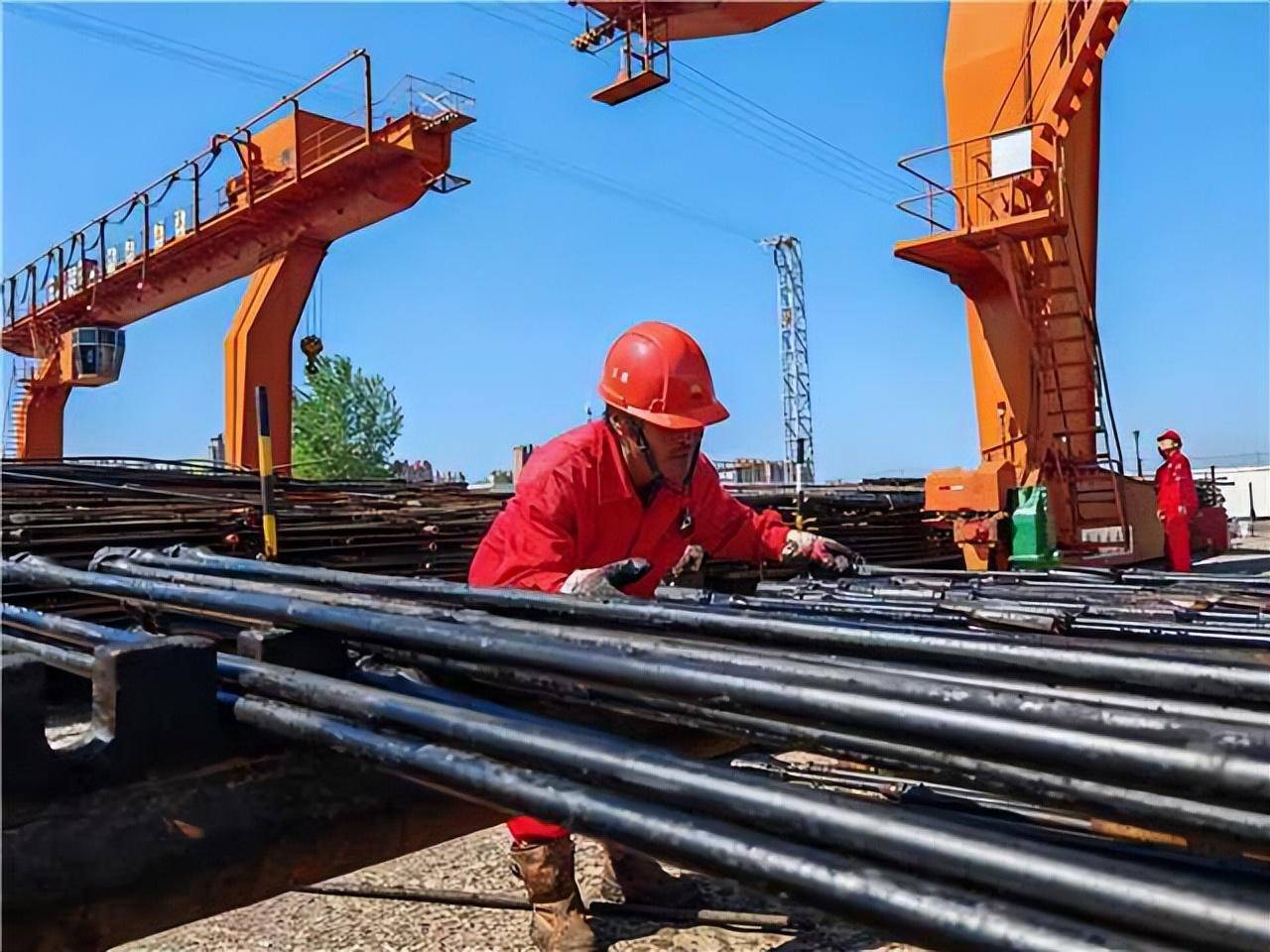 中国石油辽河油田兴采厂:以大比武"强根基" 促老油井"硬稳产"