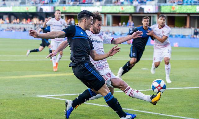 洛杉矶fc连续10场不败,皇家盐湖城表现疲软,前景不明