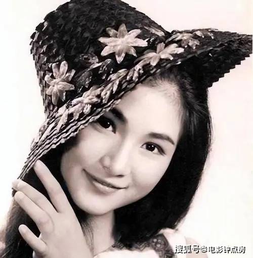 再见华夫人！再见武侠影后！一文详解郑佩佩生平！