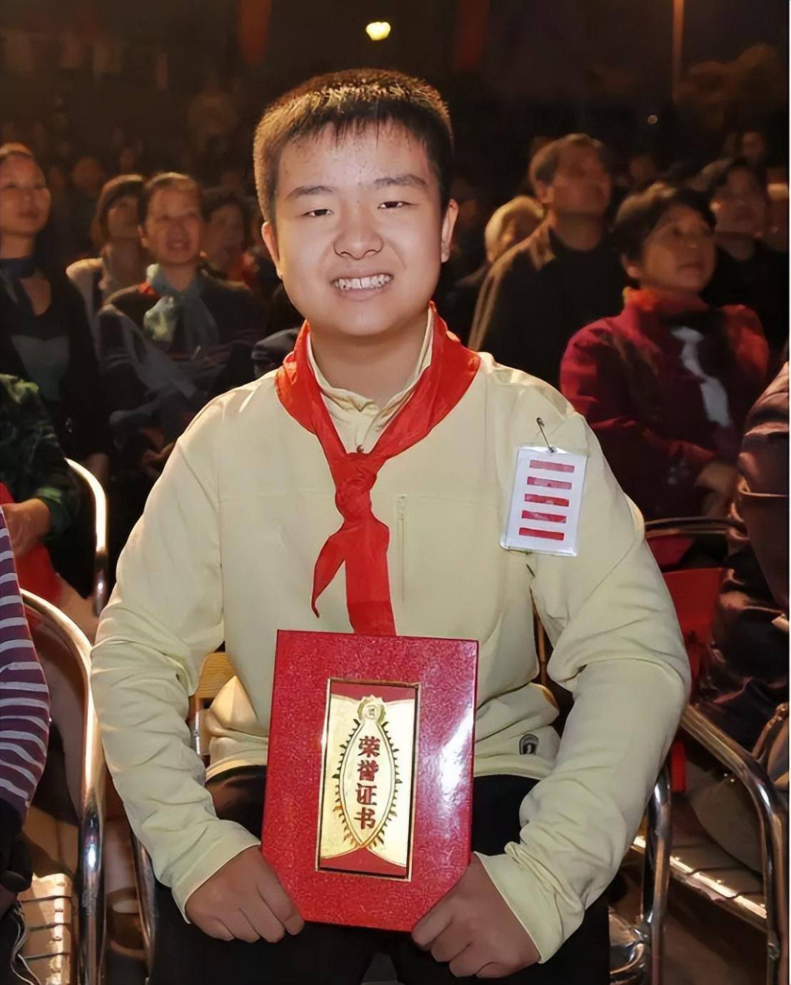 黄艺博_武汉市_孩子