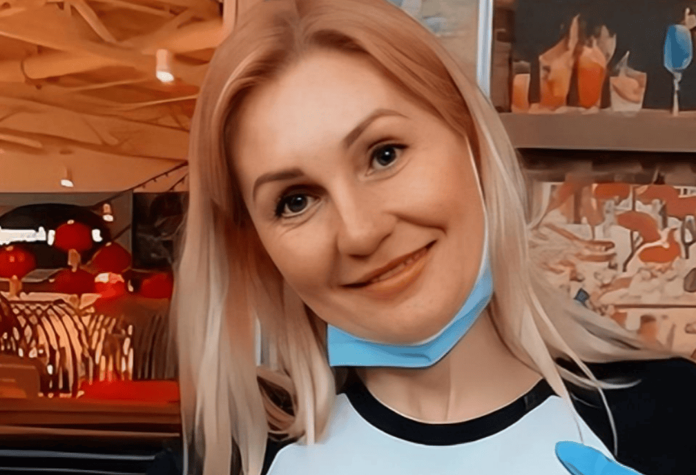 记者牺牲,记者为报恩娶其妻,10年后却离婚_卢宇光_马克西姆_玛丽娜
