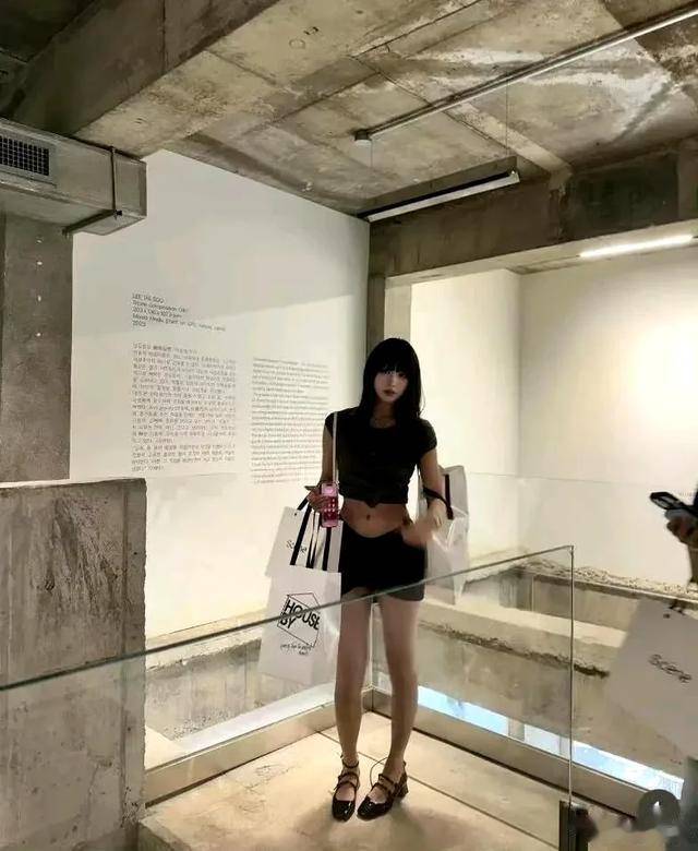 汪峰女小苹果儿图片