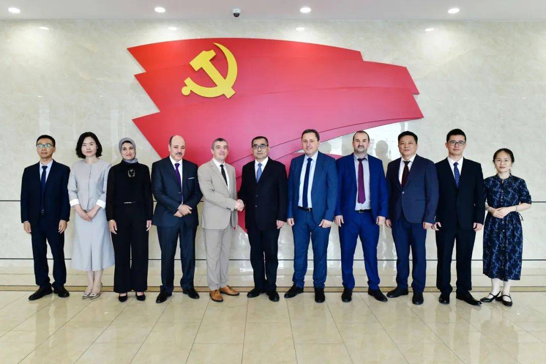 阿尔及利亚内政部代表团来苏州市委党校交流访问