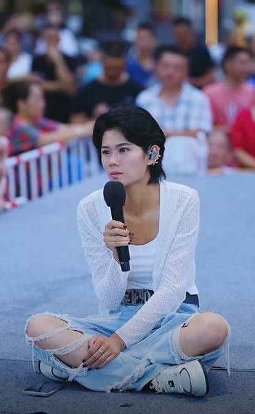 当局者迷,旁观看清,希望郑艺陶醉从曾经的"辉煌中"走出来