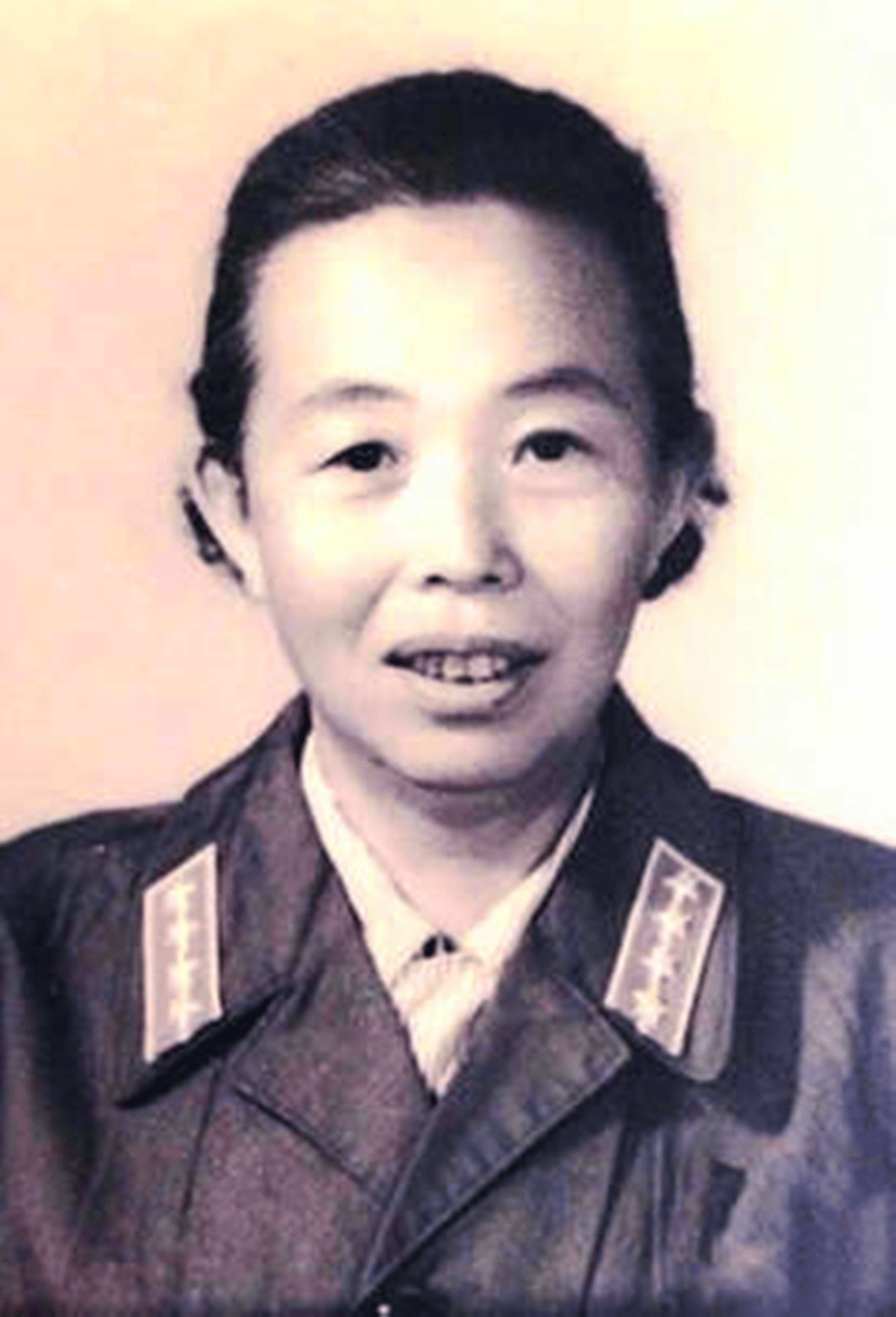 经历长征红军军官里军衔最低的人:1933年就是排长,55年才授大尉