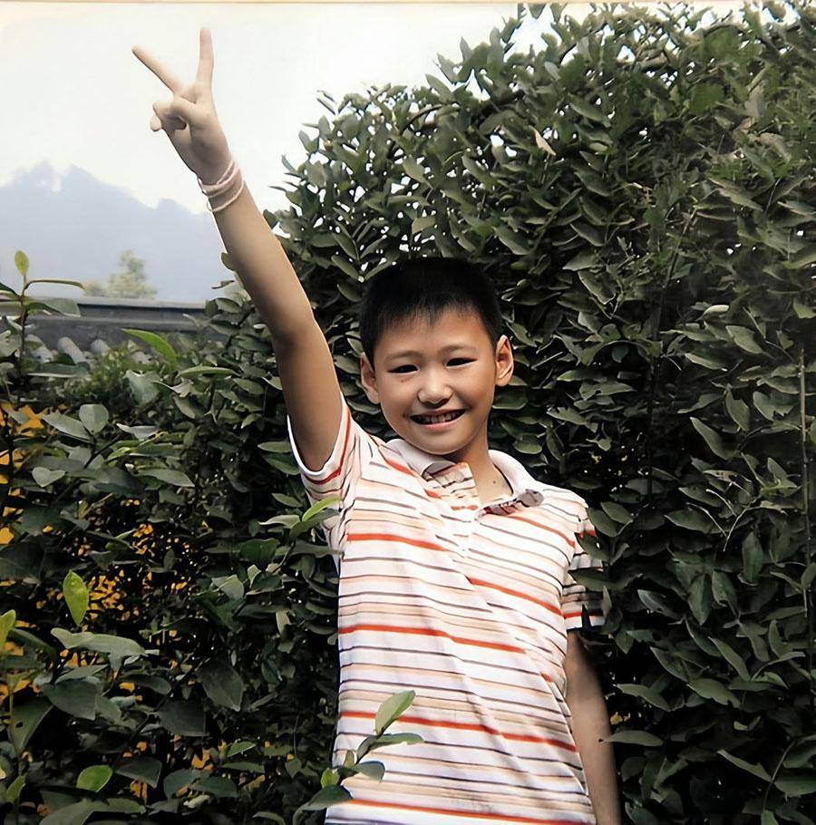 叶诗文出征巴黎奥运会!出道即巅峰,运动低谷时的坎坷和眼泪