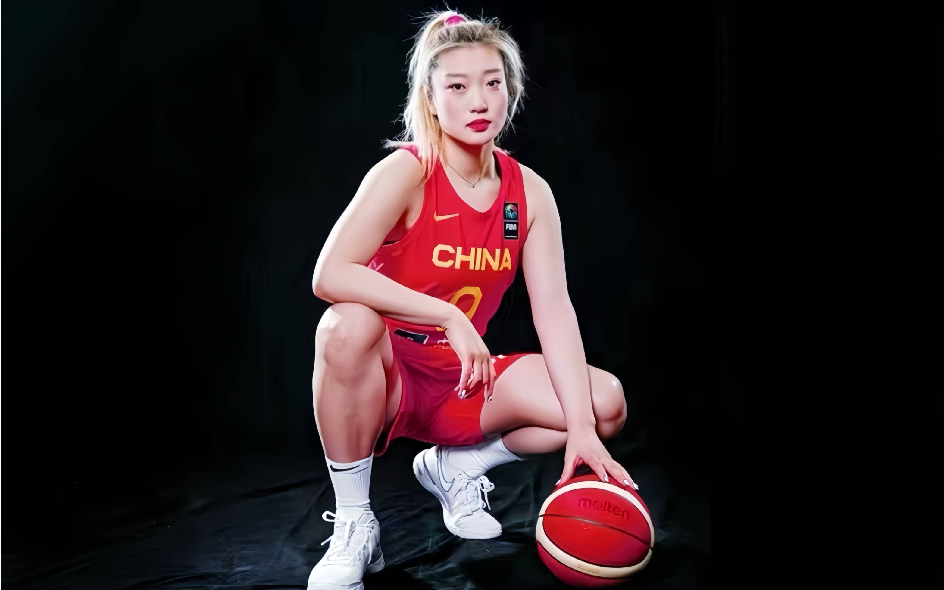 李梦女篮 生活照图片