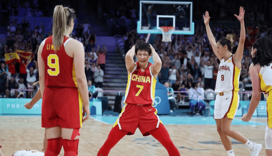 姚明隔空喊话！女篮无人理会，2位世界冠军球员遭球迷问候-篮球女姚明