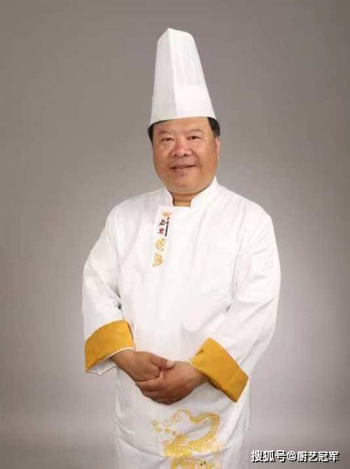 刘加兴,男,汉族, 1971年12月生,天津蓟县人,高级烹调师,国家名厨,北京