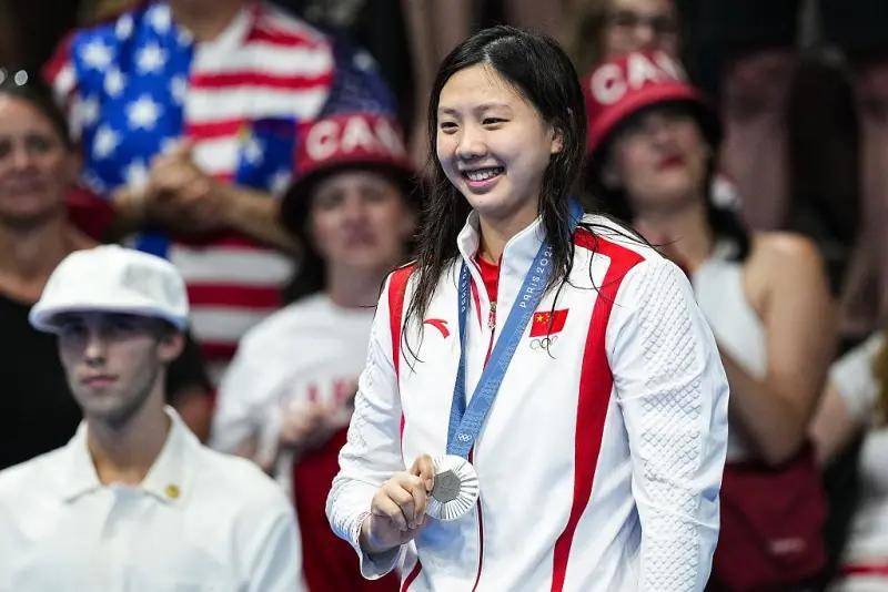 中国游泳运动员唐钱婷——中国泳坛的未来之星_蛙泳_女子_巴黎奥运会