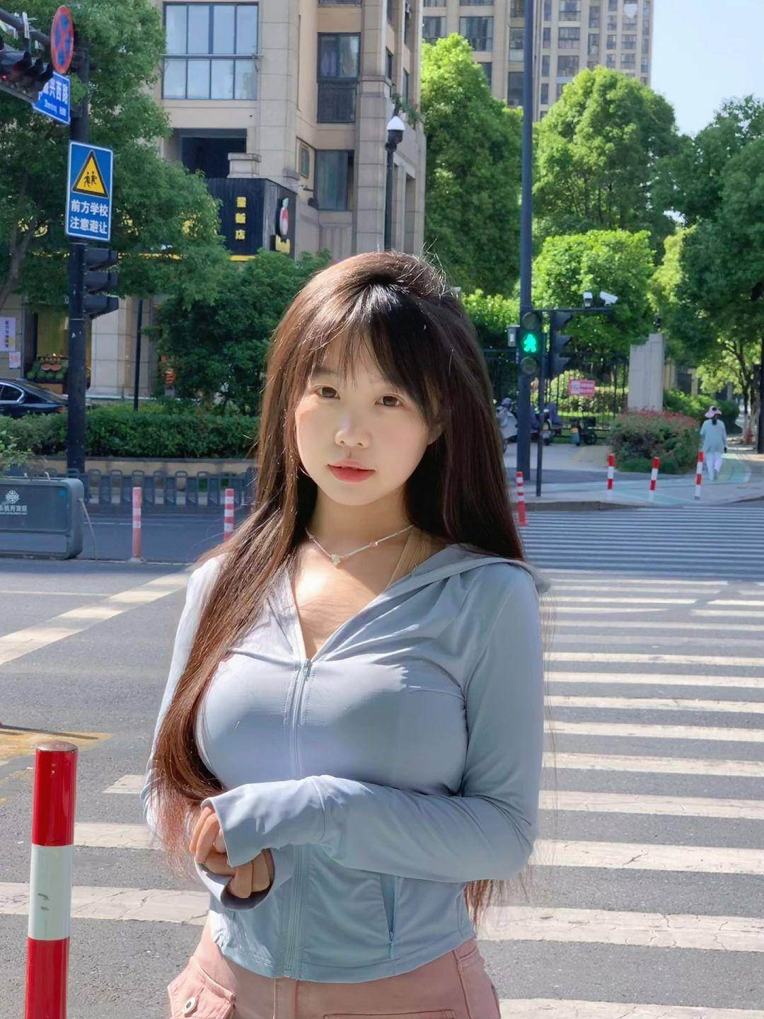 片酬拿的不少,最后却演啥毁啥!女演员中的这几位"戏混子"该醒醒了