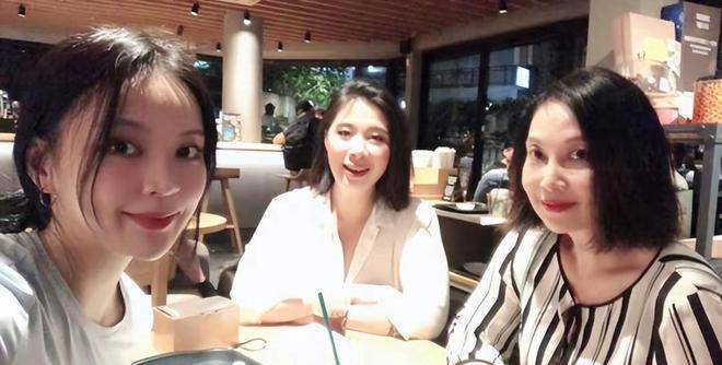 如果李宗盛的三个女儿都不玩音乐,那太可惜了!