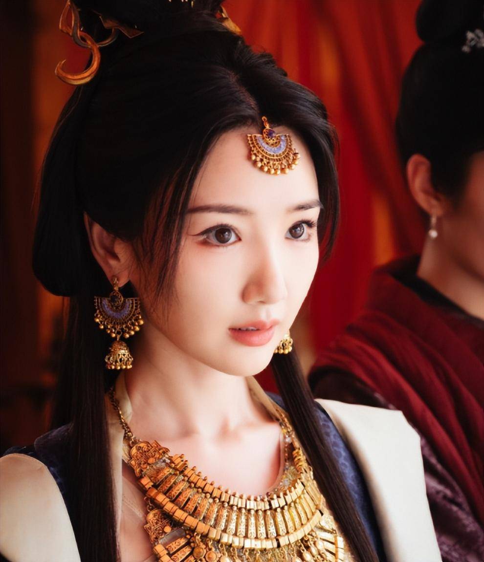 女演员颜值很重要,《庆余年2》毛晓彤出场,才明白啥叫媚骨天成