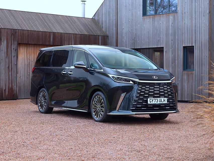 比亚迪mpv要上新了,谍照已曝光,类似雷克萨斯lm