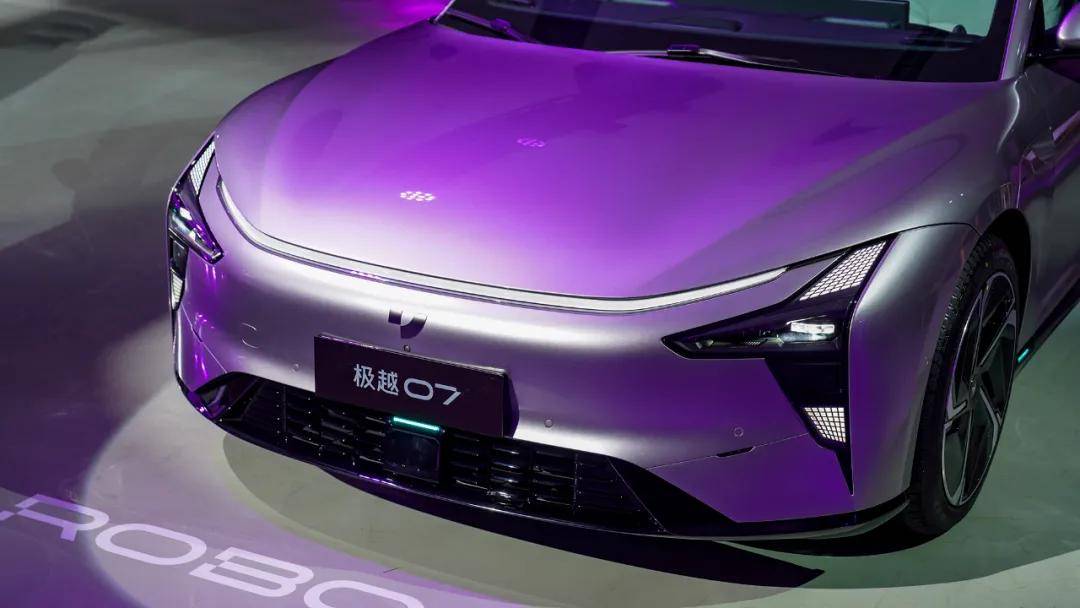 价值3亿的外形?极越07正式亮相!_搜狐汽车_搜狐网