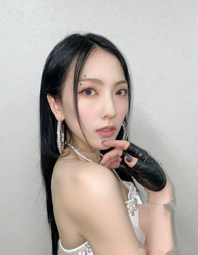 35岁姜智英仙气十足写真,惊艳四座,美貌,才华,魅力三位一体!