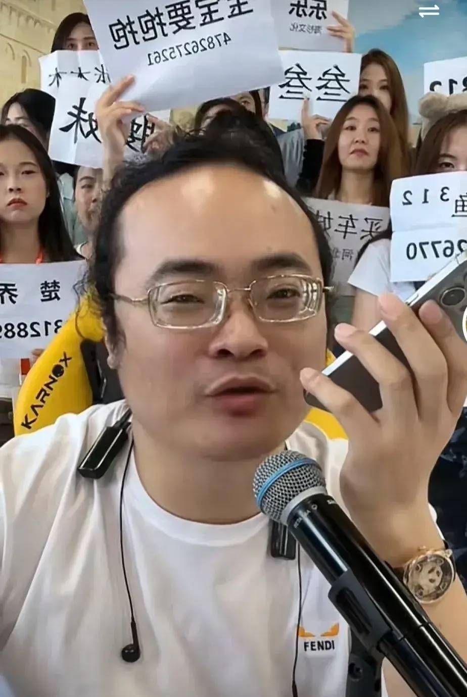 千万级网红倪海杉被封杀:多个平台罕见同时封号,内在原因曝光!