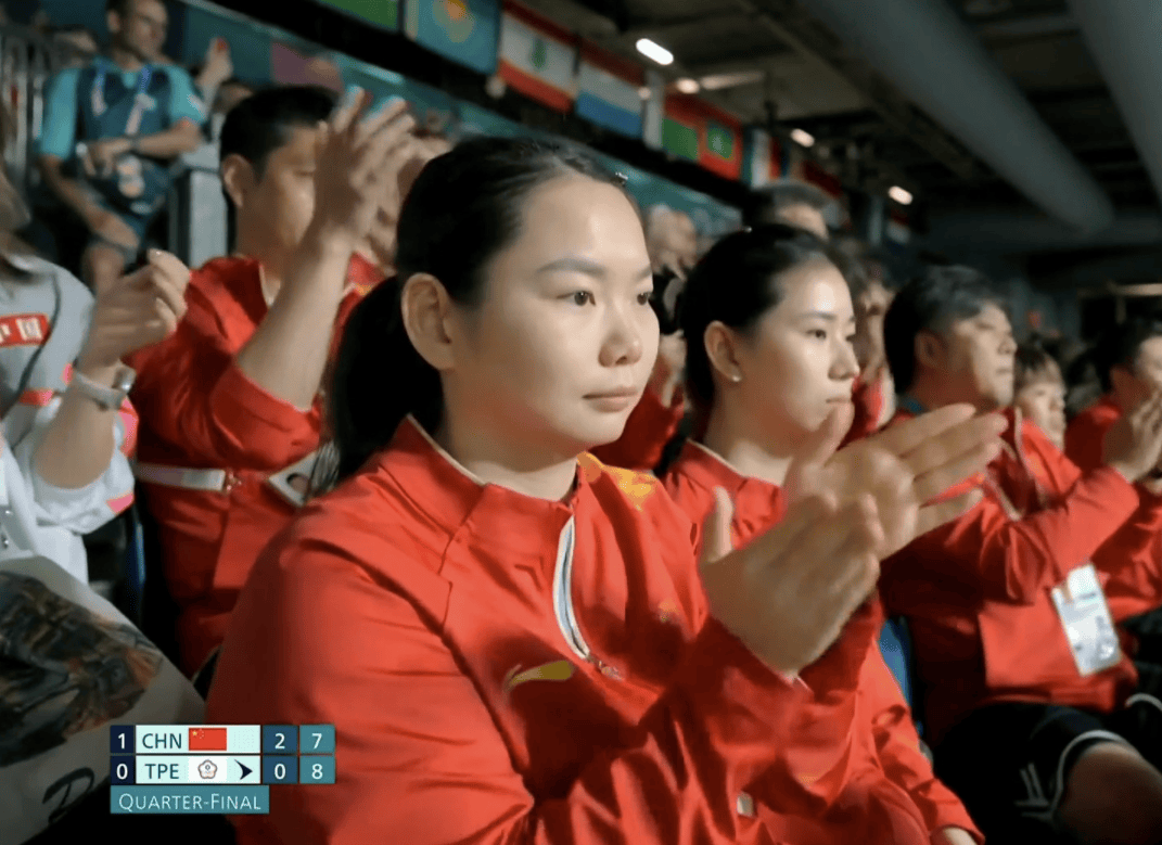 原创            孙颖莎3-0狂胜！第2局11-2，但第3局闪电六连鞭比第二局更精彩-孙颖莎和王楚钦