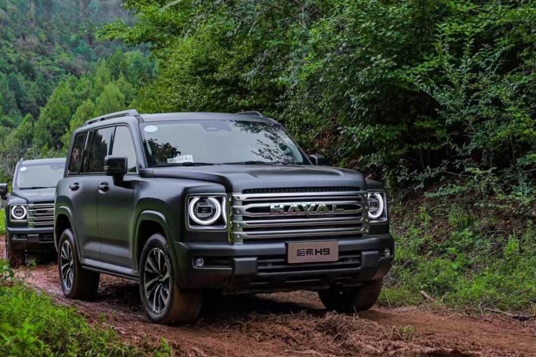 告别独舞走向大众,二代哈弗h9实力演绎什么叫"一家人的越野车"