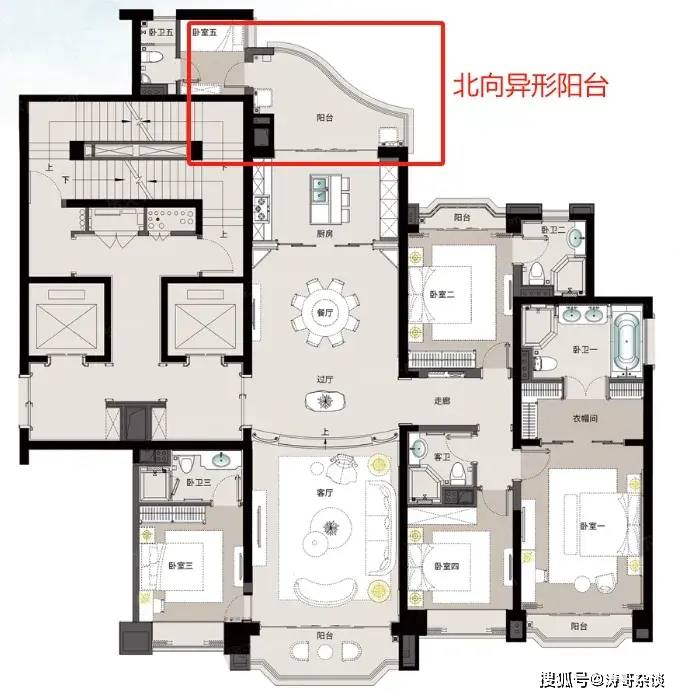 星河湾萝峰265㎡户型图15年前的户型,20年前的装修,打造一个近50层的