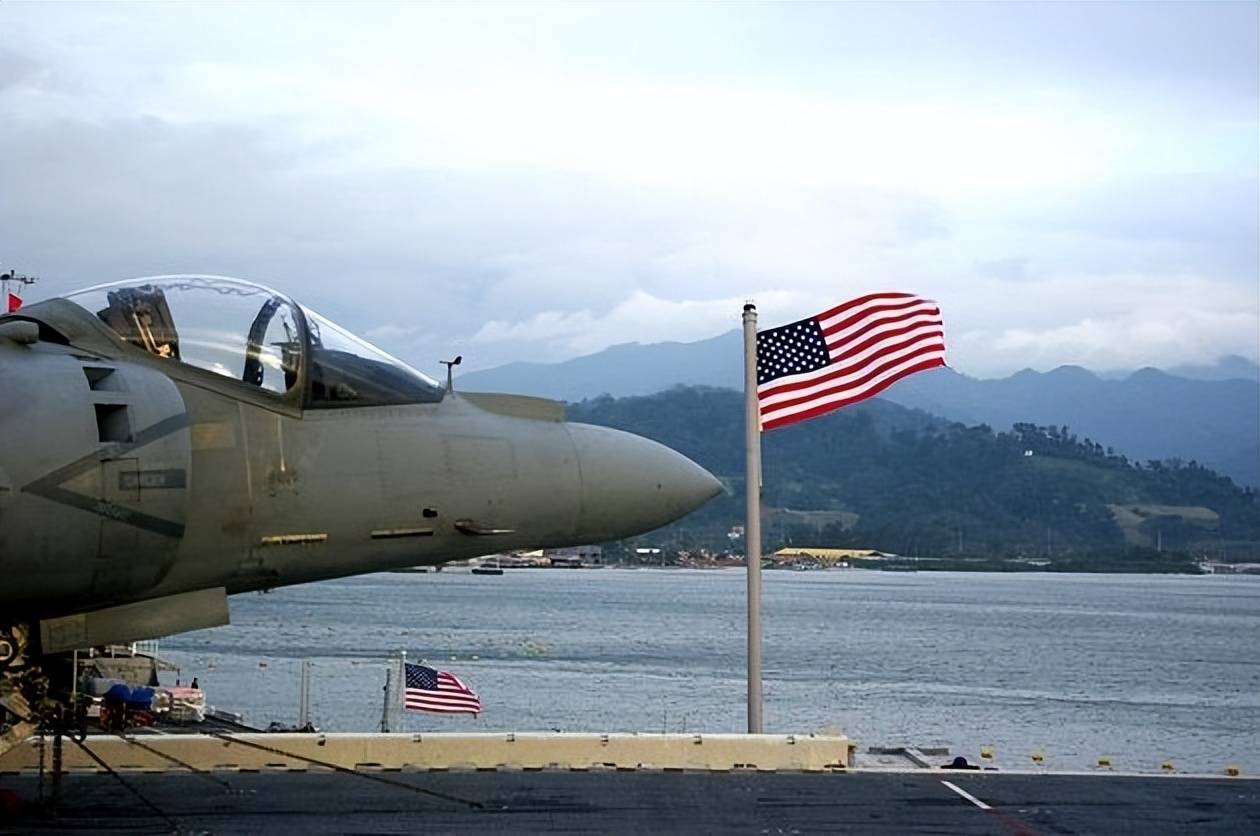 苏比克-克拉克铁路就成了美军的运输通道,一旦建成,美军在菲律宾的