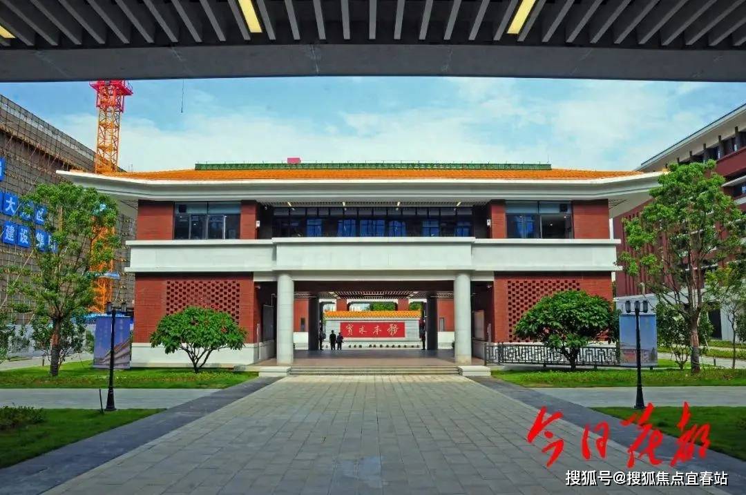广外附小(在建中),合成小学,华师附华万学校,秀全附小,秀全中学,广州
