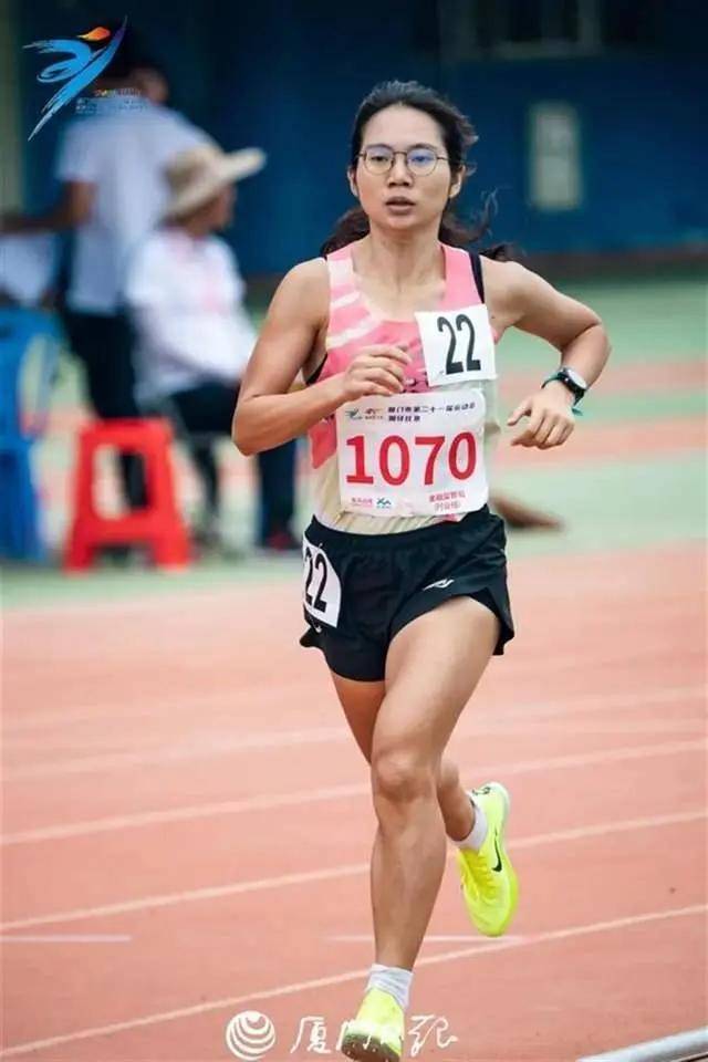 巴黎奥运会大众马拉松女子组冠军是中国女程序员,跑得比谷爱凌还快