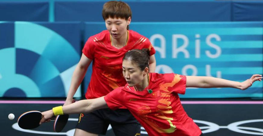 中国乒乓球队包揽第五金!王曼昱逆转胜利,孙颖莎稳健表现