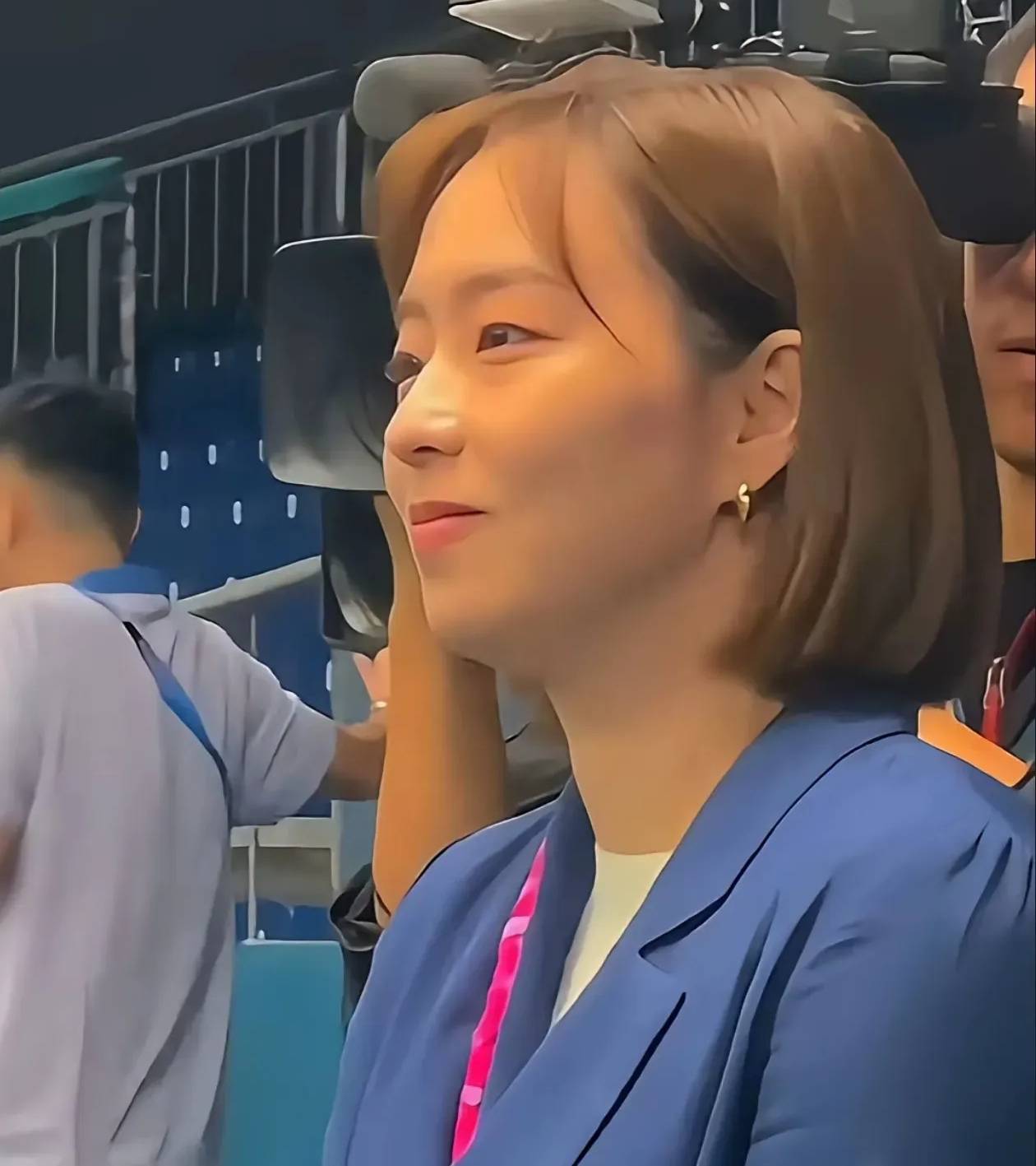 石川佳纯用母语发表公开声明:别误会,我只是马龙的小迷妹!