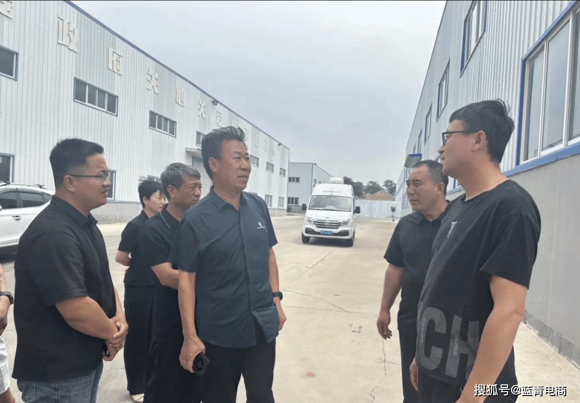 张瑞轩检查绛县乡村e镇项目建设进度