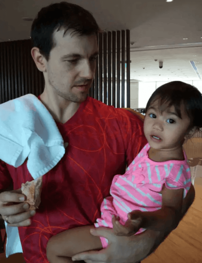 传奇波尔:巴黎奥运会遗憾落泪,他娶丑妻,一人对抗国乒5代球员