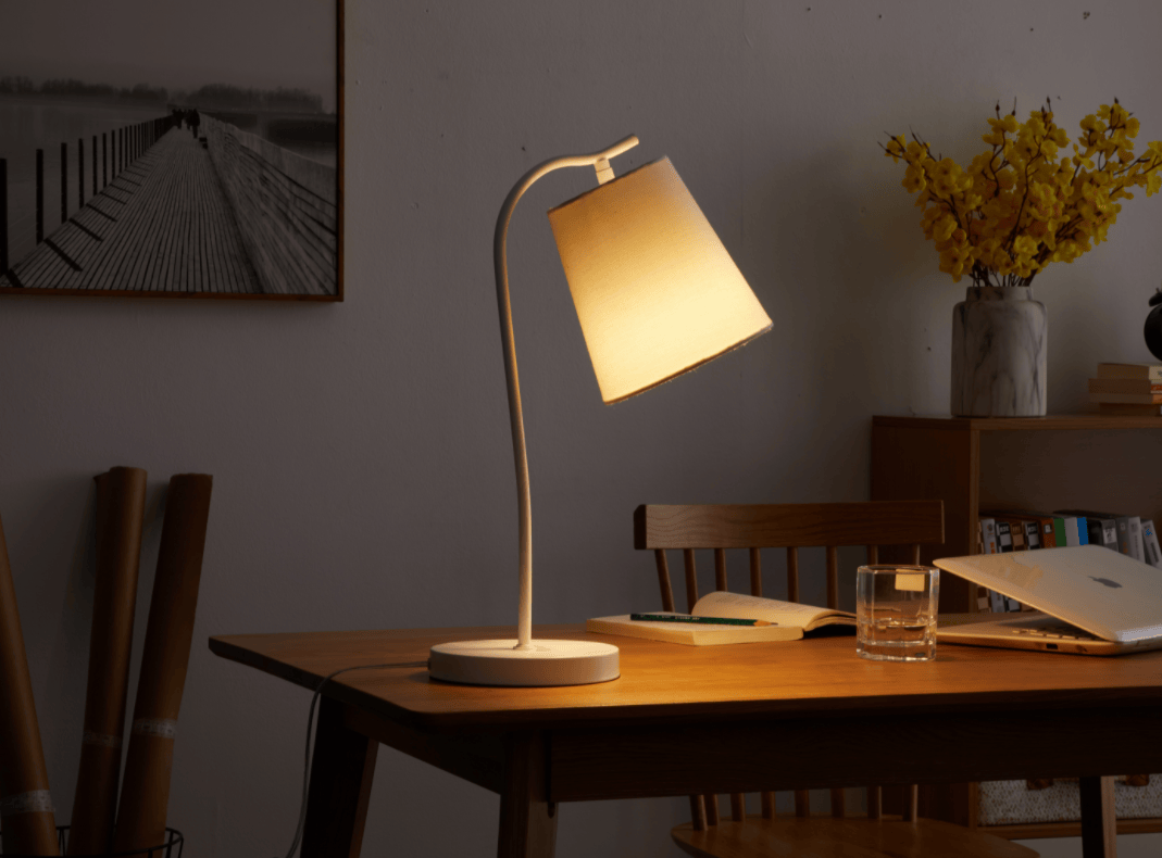 读书好状态,学习桌面风水布置细节_书桌_孩子_台灯