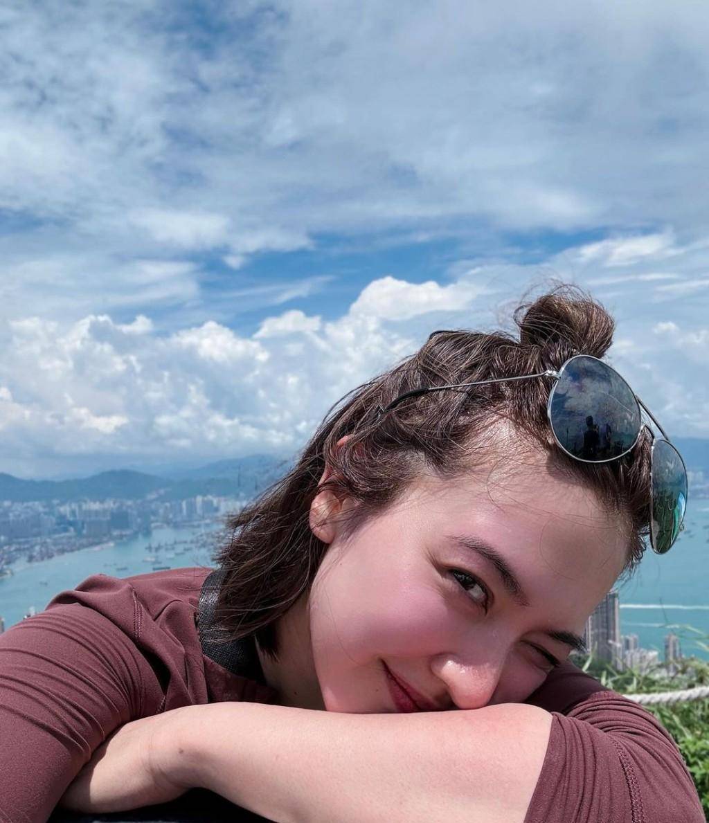 朱千雪产后极速瘦身!回到少女时代皮肤白里透红丰满身材更胜从前