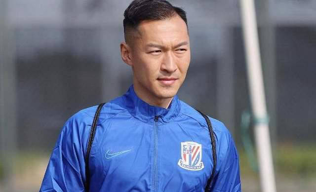 吴曦选择淡出国家队:对国足未来的反思和自我重估