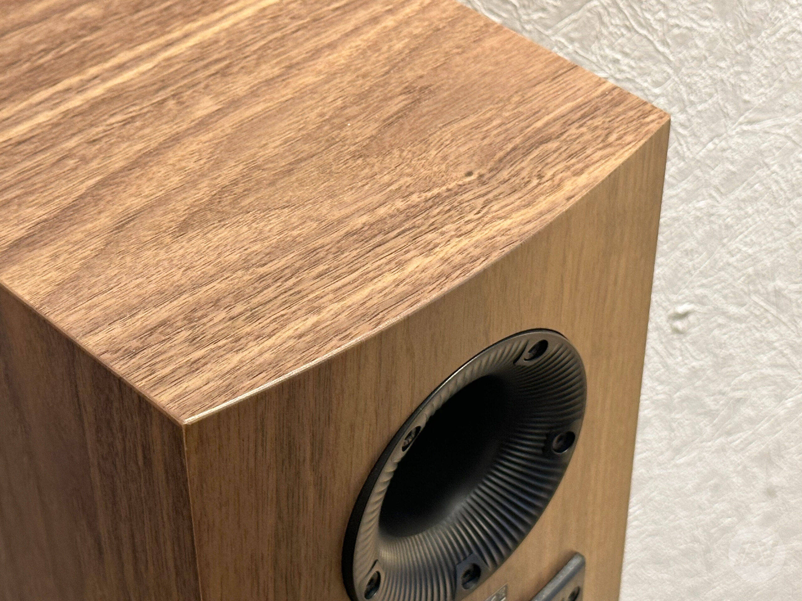 丹麦达尼dali"新乐爵"系列rubikore 8落地式音箱