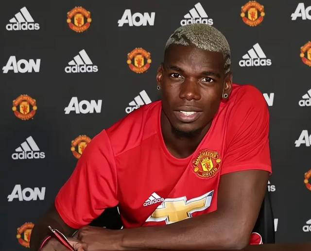 博格巴自信满满,声称应获金球奖;埃弗拉揭露曼联签博格巴背后的真相