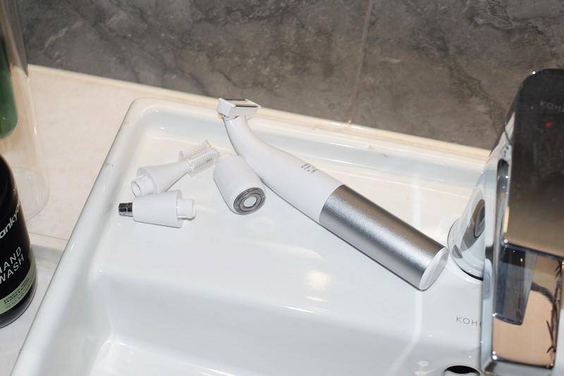 全面提升个人护理 DOCO四合一多功能电动剃毛器