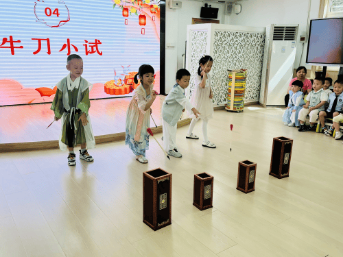 星辰母婴杭州（杭州市星辰幼儿园朝四园区怎么样）《杭州星辰幼儿园是公立还是私立》