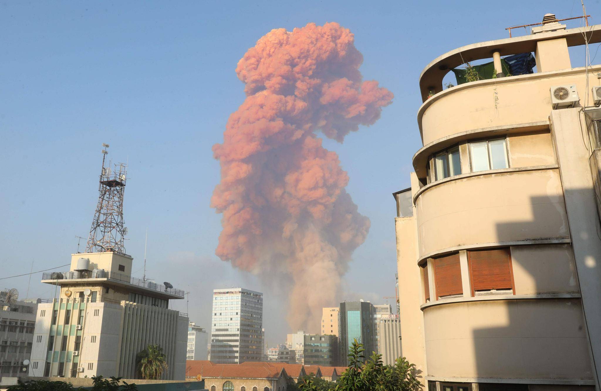 电话机爆炸搞笑视频下载(电话炸机是什么意思)