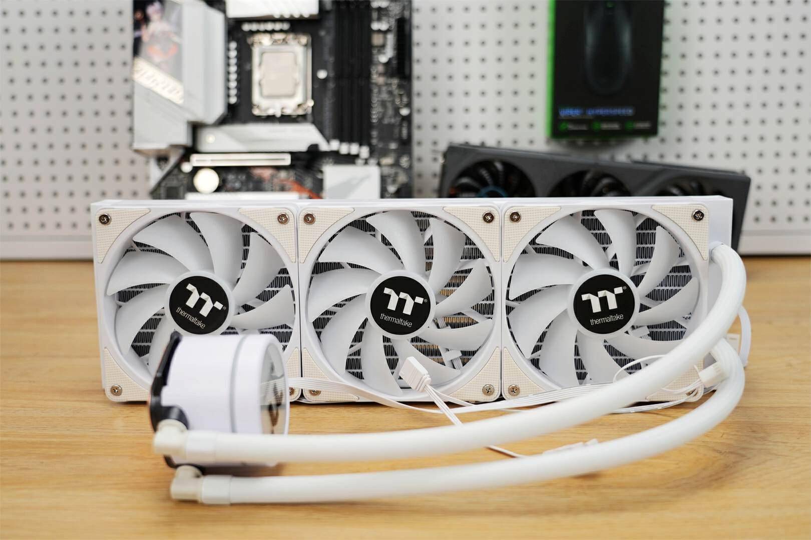 技嘉硬件赋能开学季，为学子们的未来插上科技的翅膀！