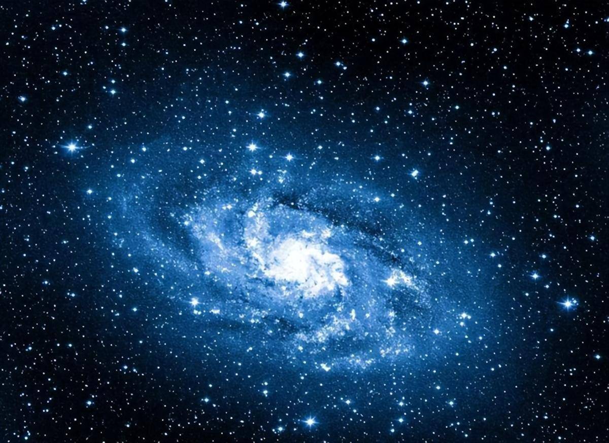 2亿年,但还是"一片荒芜"_星系_银河_观测