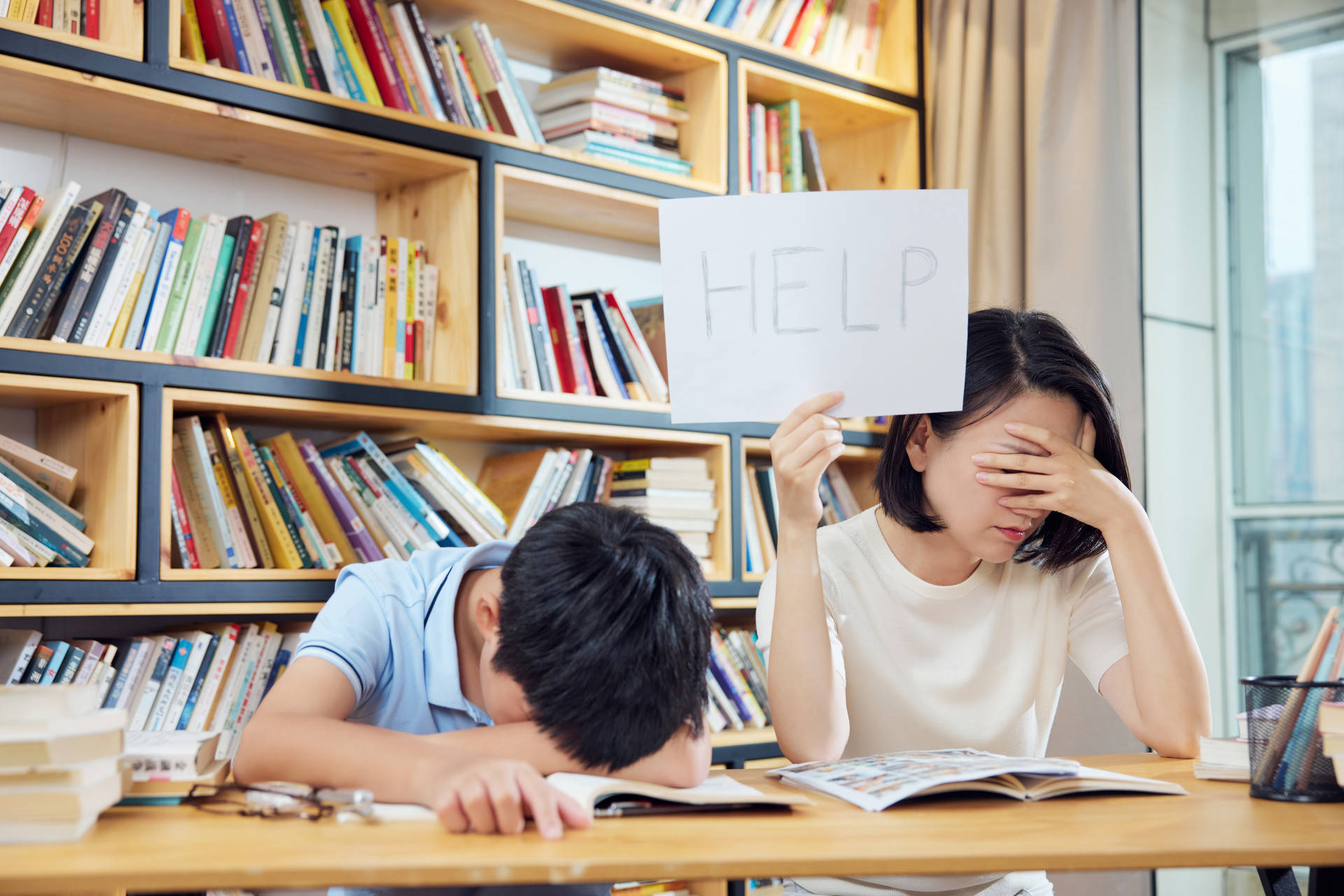 很多孩子出现厌学的情绪,和父母吵架,和同学闹别扭,讨厌说教,厌恶上学