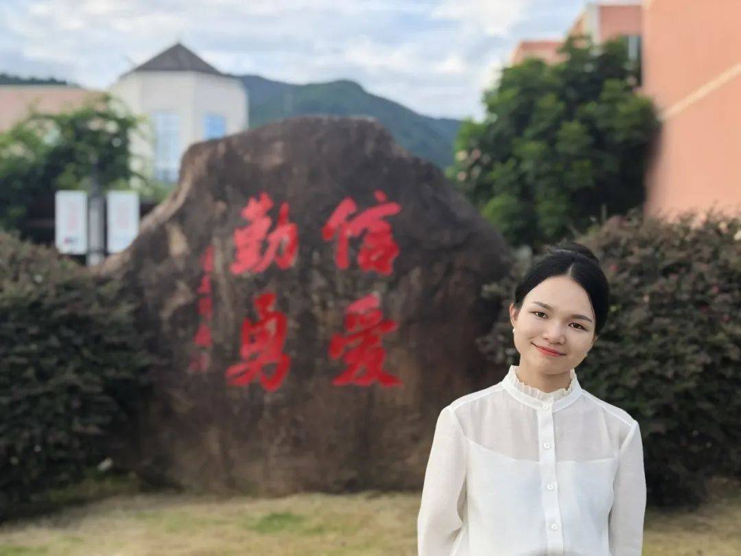 寻找身边的榜样—— 临海市白水洋镇中心校九月师德模范先进事迹