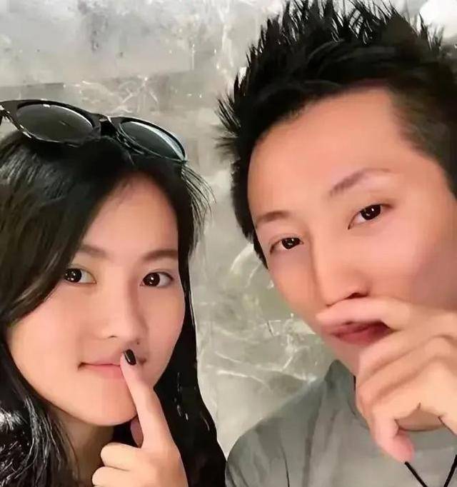 陈若琳恋情曝光,甜蜜回应引起网友热议!_生活_跳水_男友