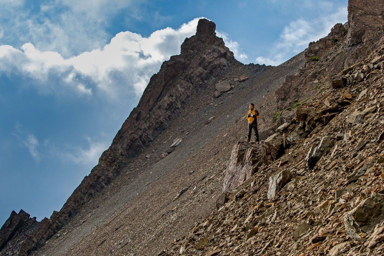 5,400毫米焦段最大光圈可达到f6.3,是长焦变焦镜头中较特殊的规格.